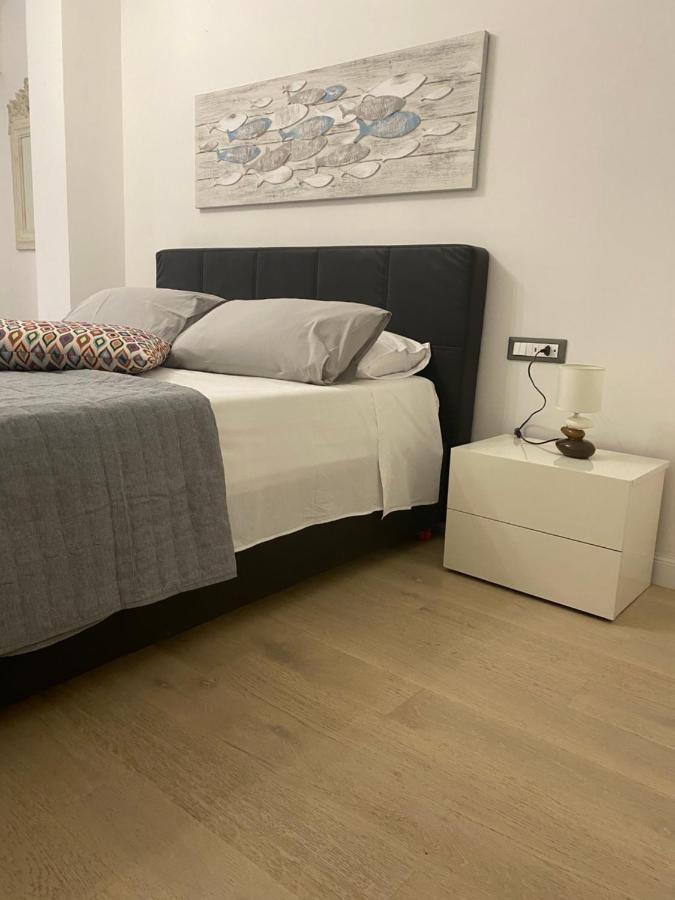 Delle Palme Rooms Elegante Monolocale In Centro ปาแลร์โม ภายนอก รูปภาพ